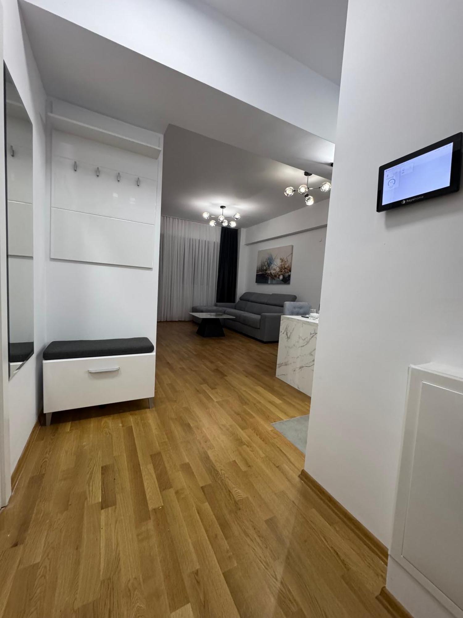 East Gate Luxury 2 Apartman *
