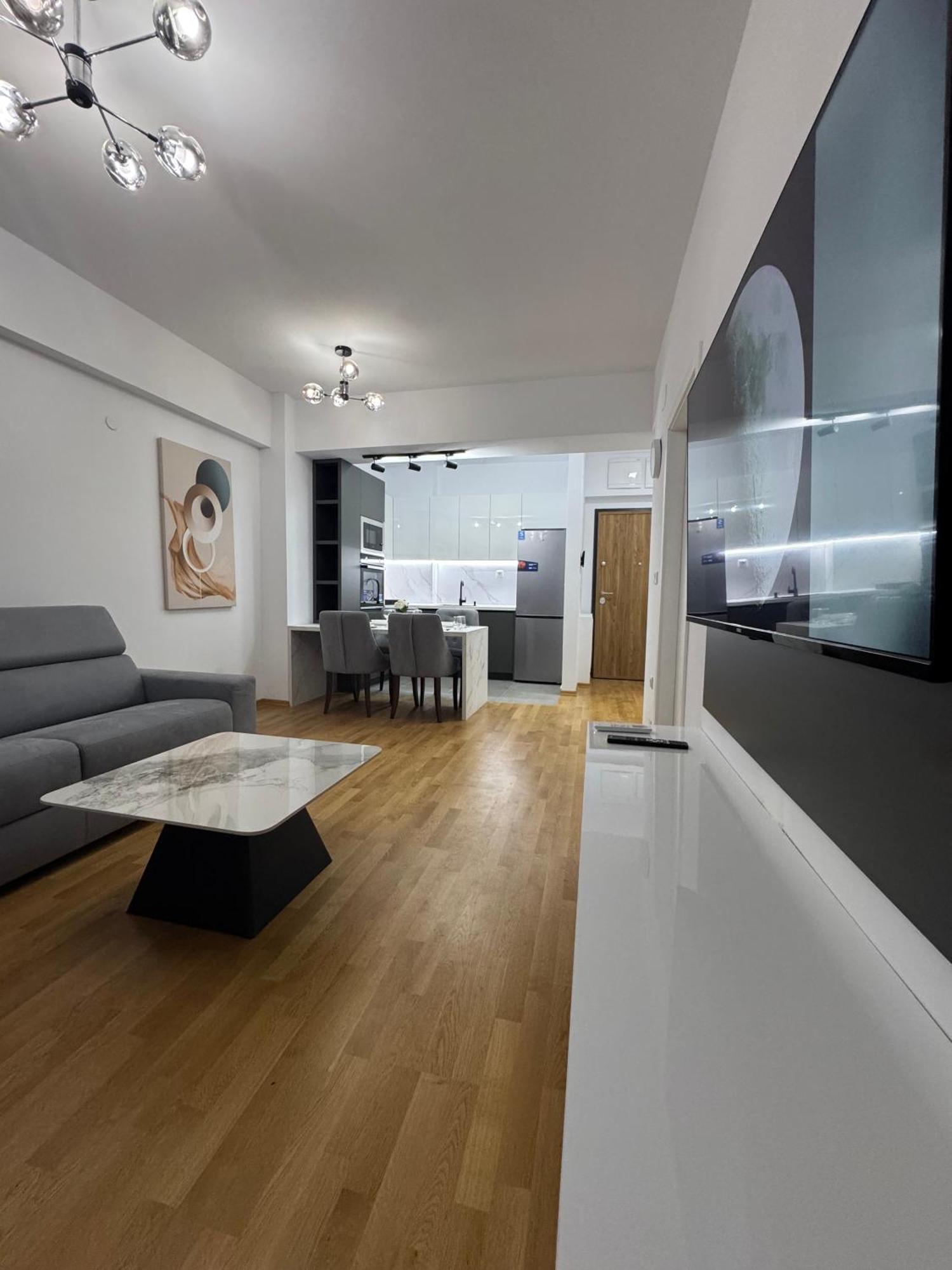 East Gate Luxury 2 * Szkopje