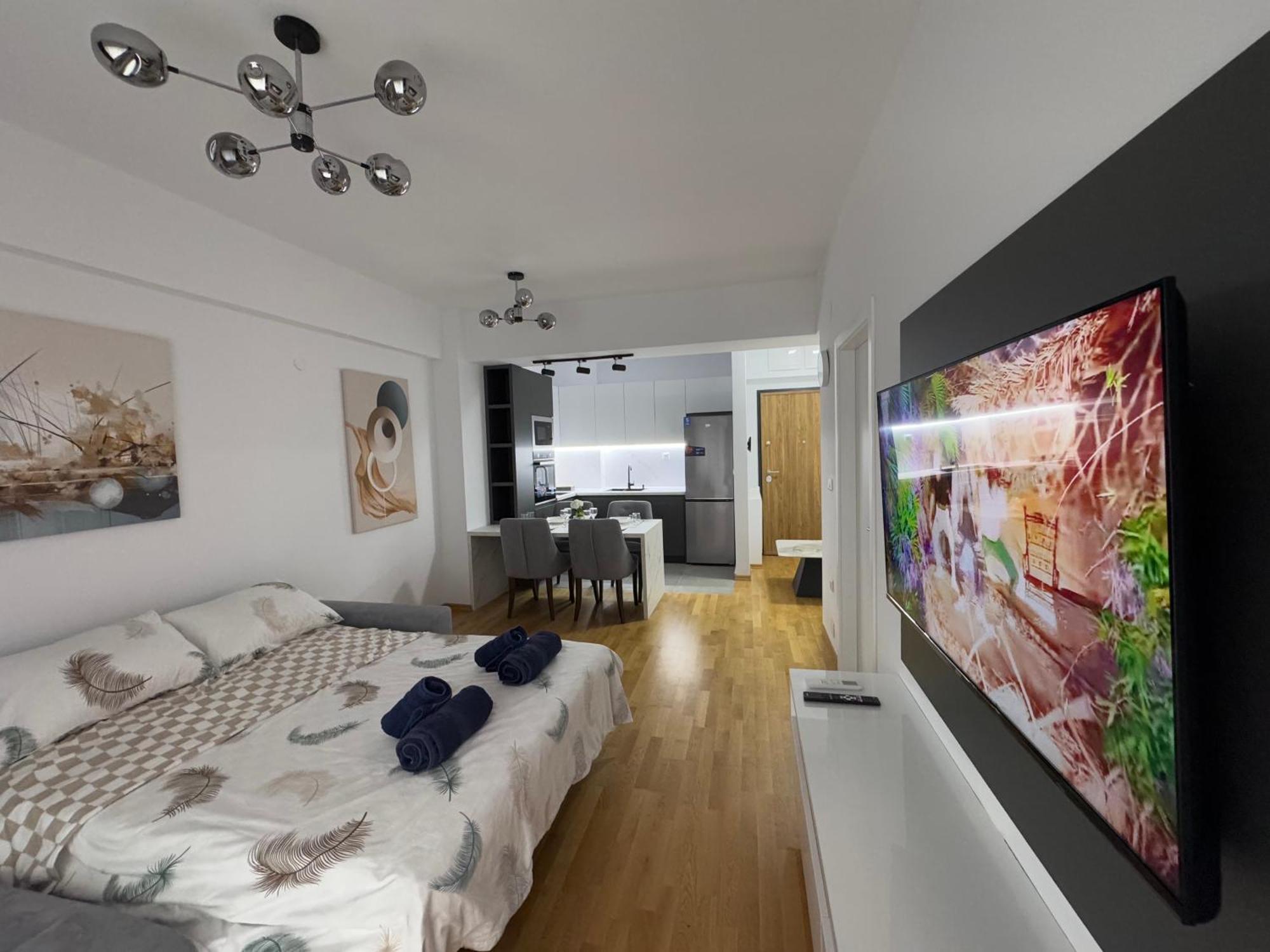 East Gate Luxury 2 * Skopje
